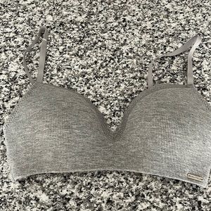 NEVER WORN: Nautica WIRE-FREE bra with adjustable straps